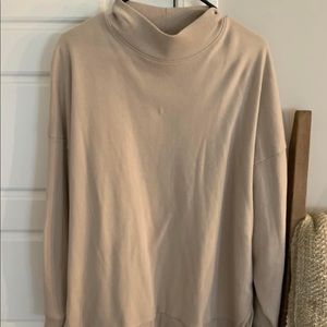 Oversized American eagle turtle neck sweater